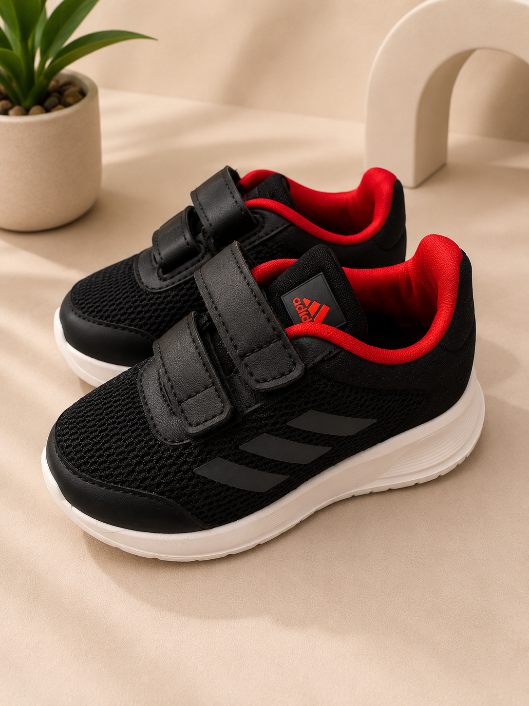 Adidas baby trainers EU19