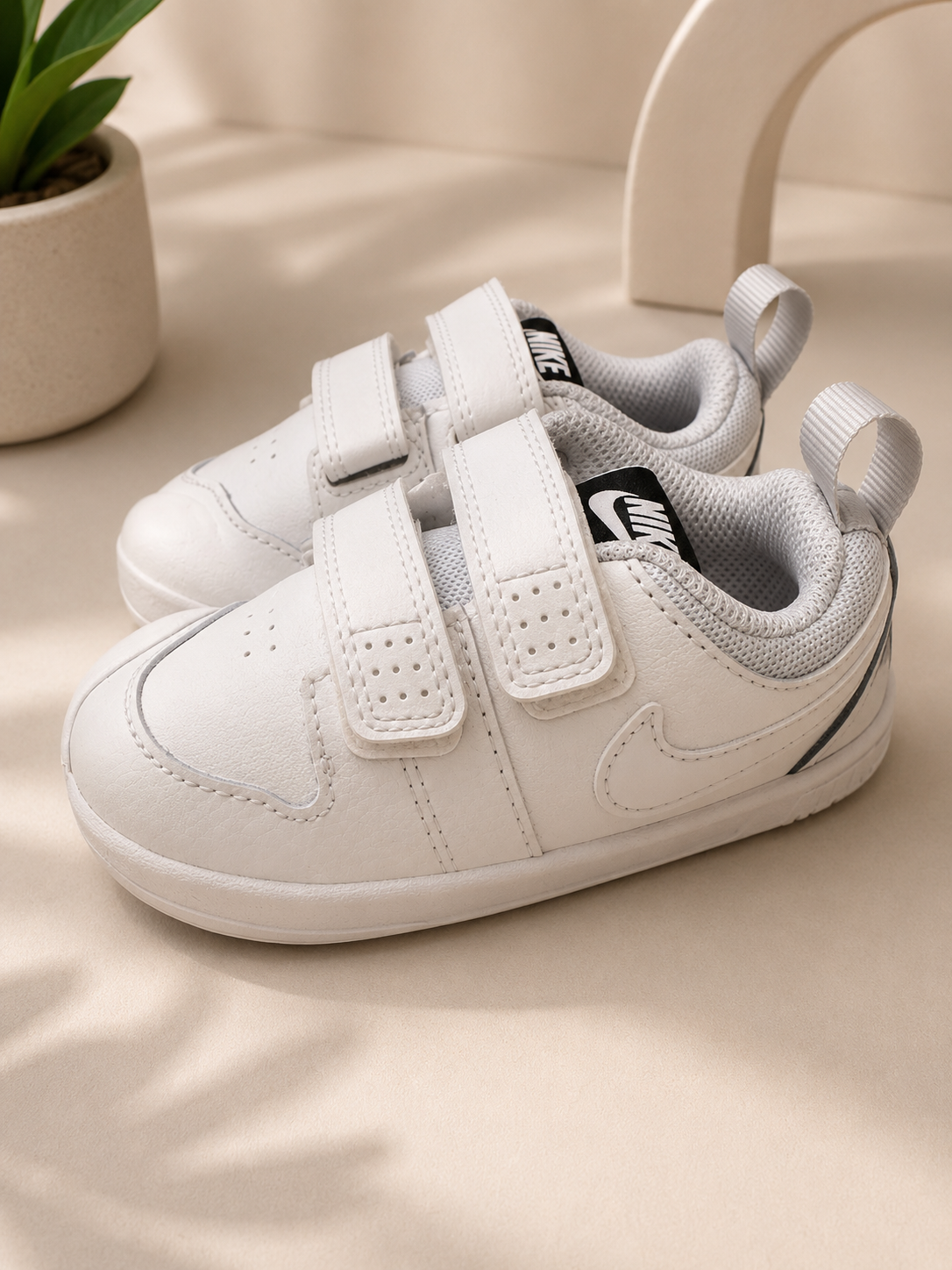 Nike baby trainers EU21