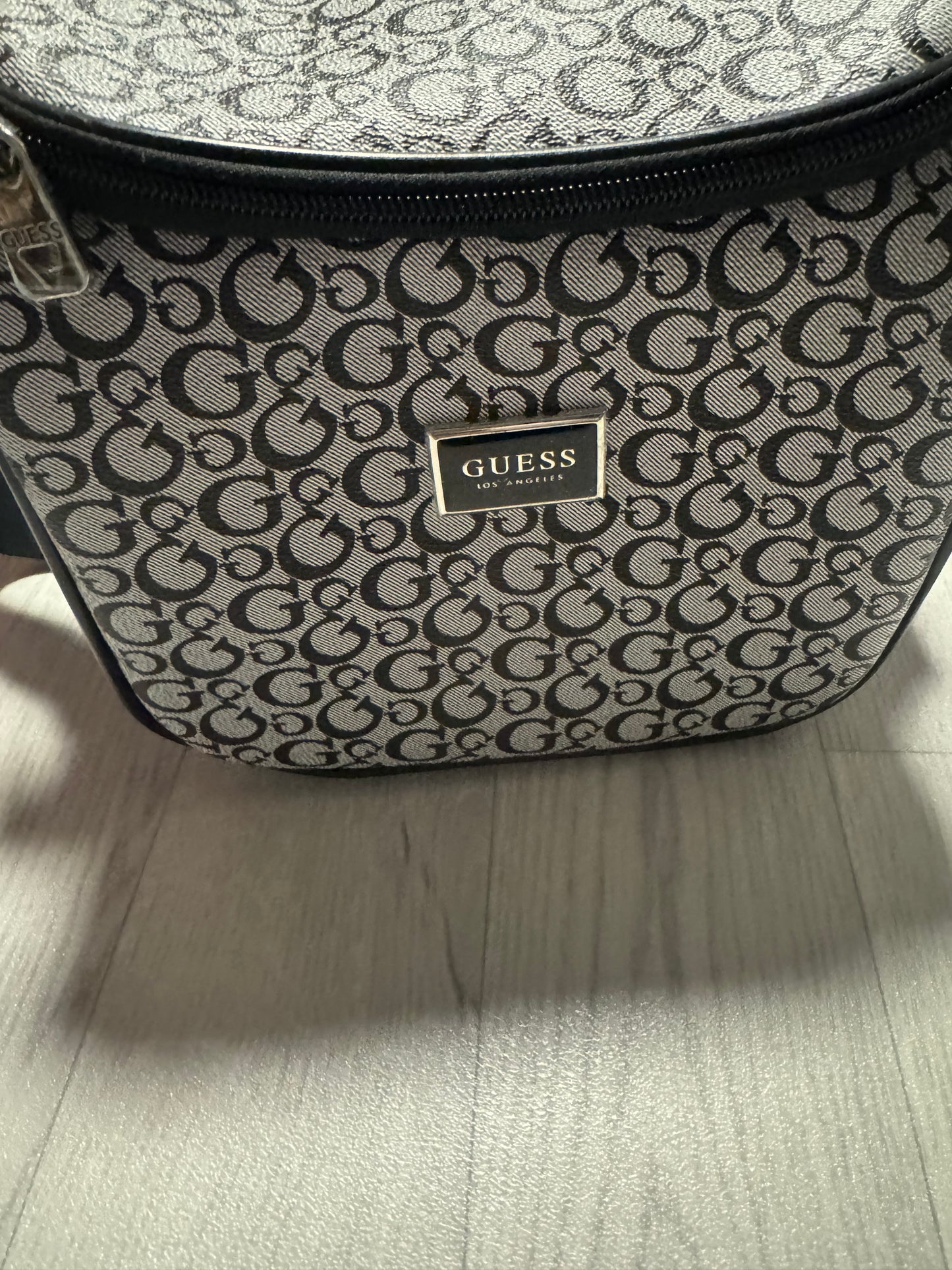 Guess lunch bag