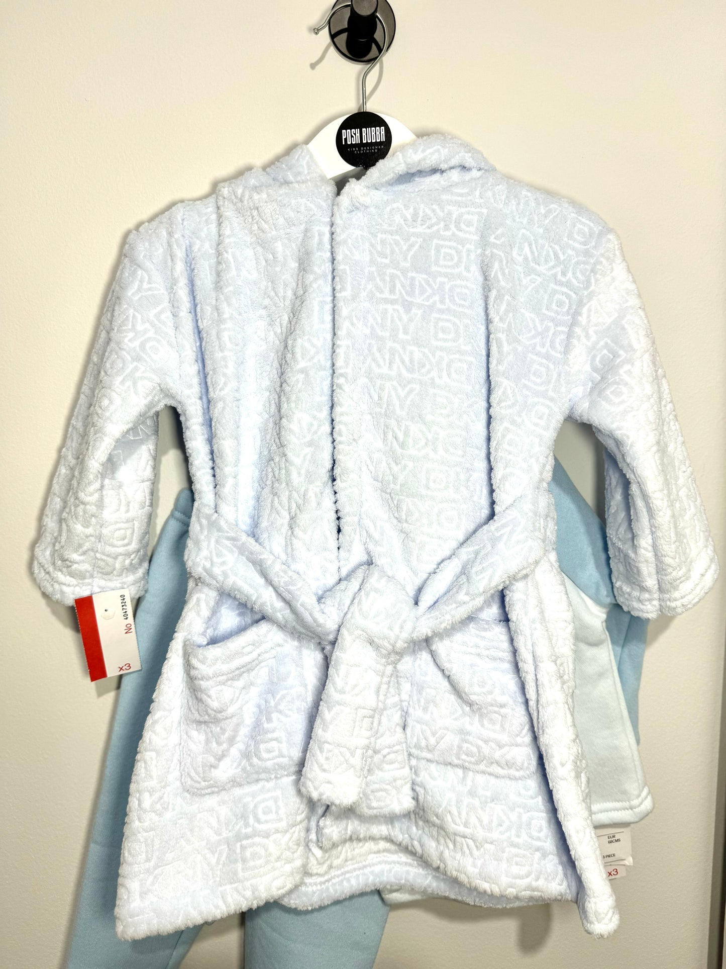 DKNY Baby Boys 3pcs Set 6-12m New with tags 141009