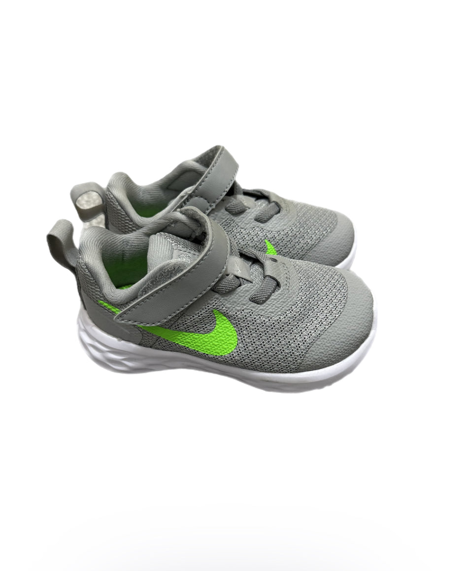 Nike Gray Baby Trainers EU21 11cm