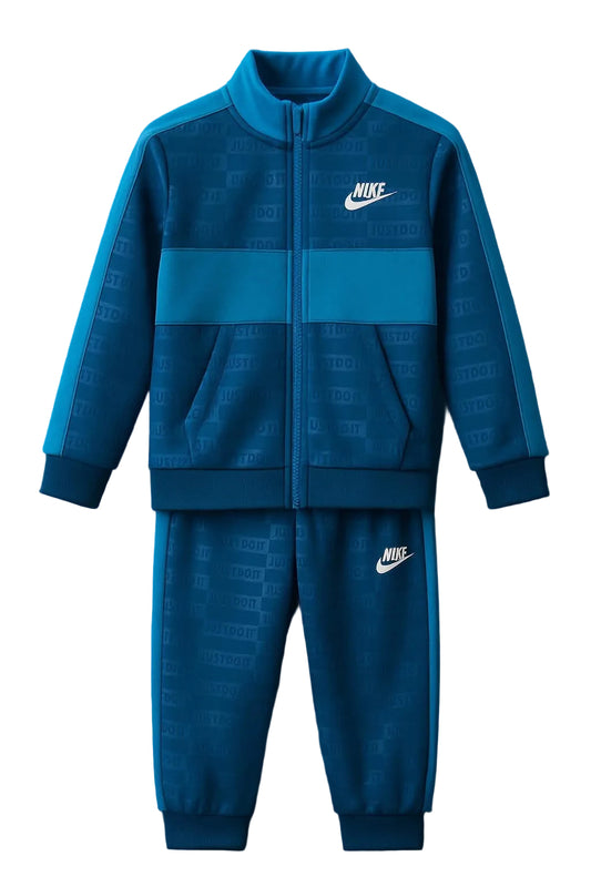 Nike boys tracksuit 6y
