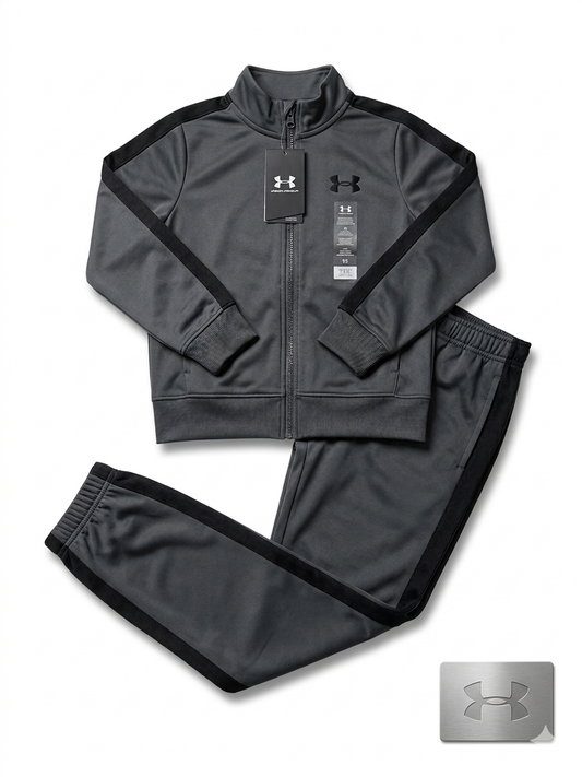 Under Armour boys tracksuit 4-5y