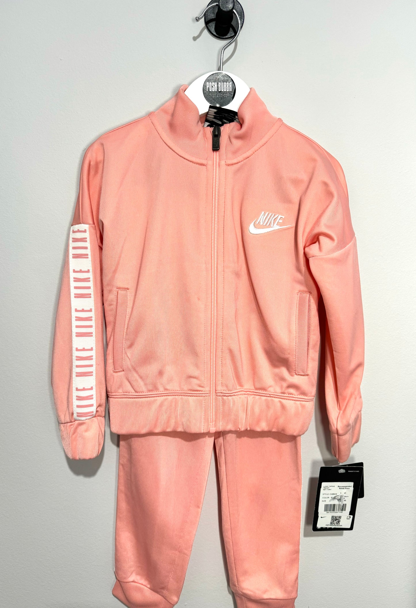 Nike Girls Tracksuit 2-3y New with tags 141055