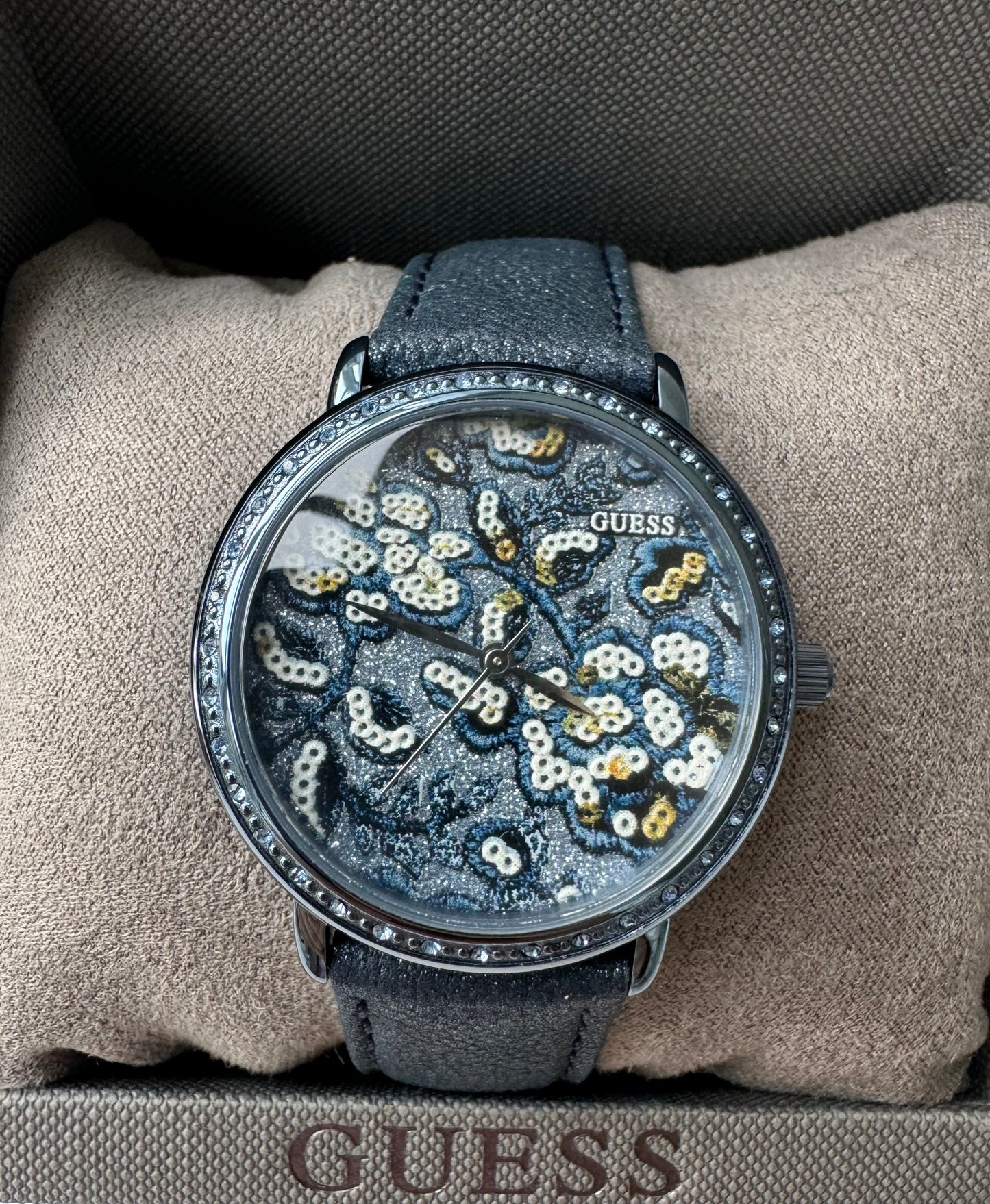 Guess Watch