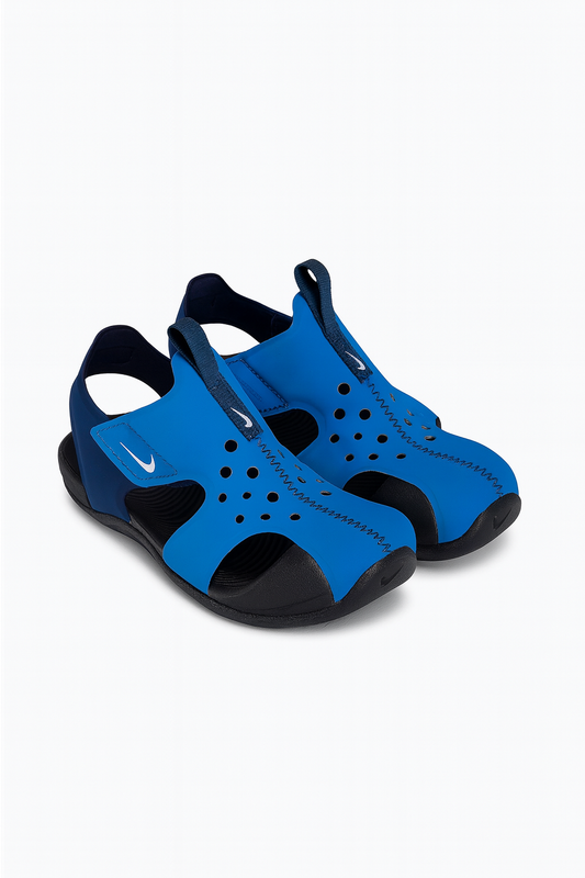 Nike boys sandals EU28
