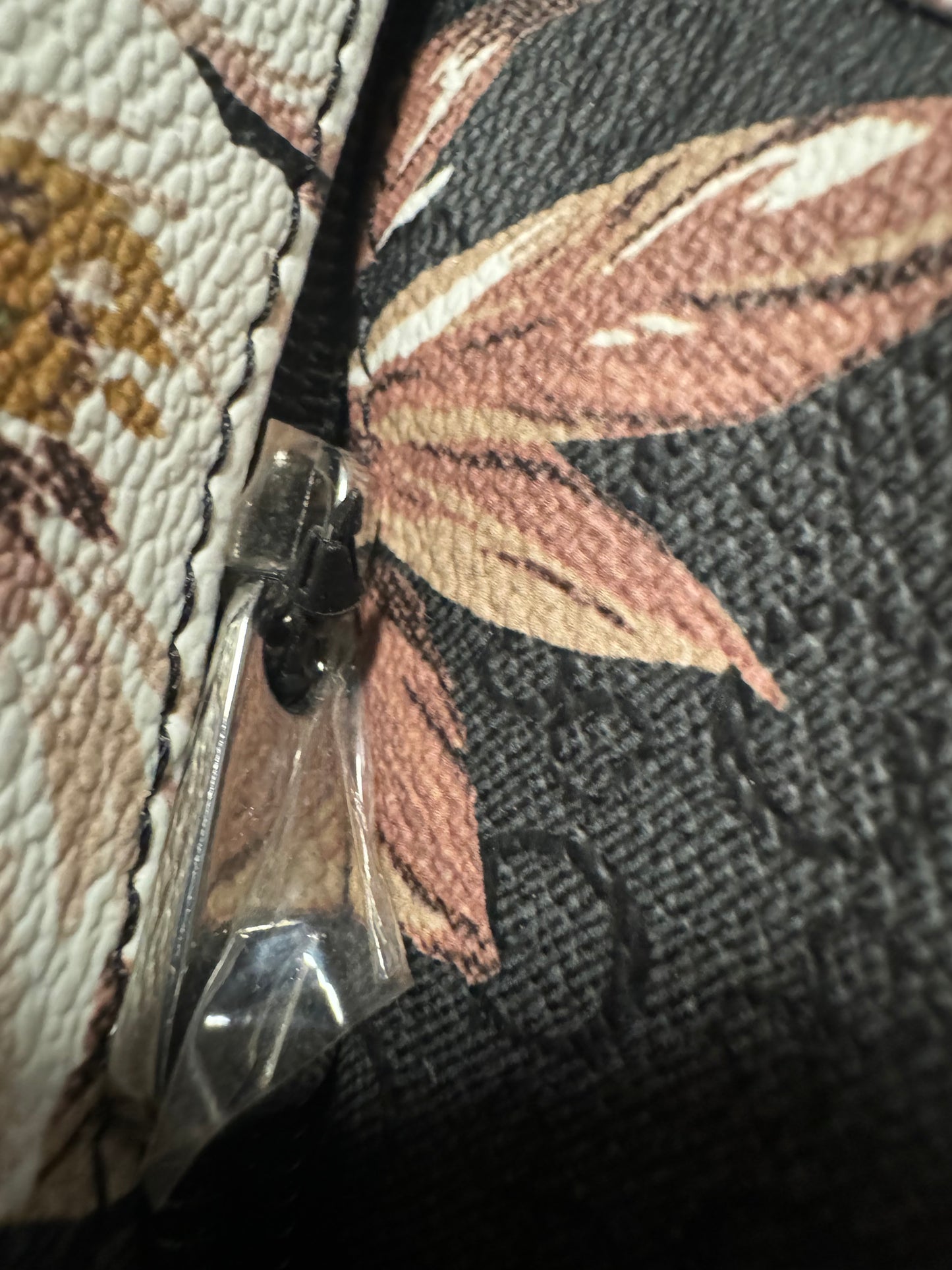 Guess ladies floral bag