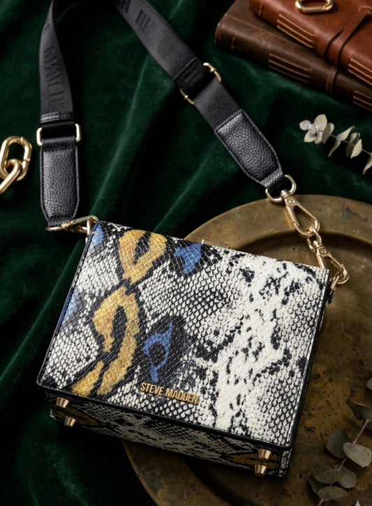 Steve Madden Shoulder Bag