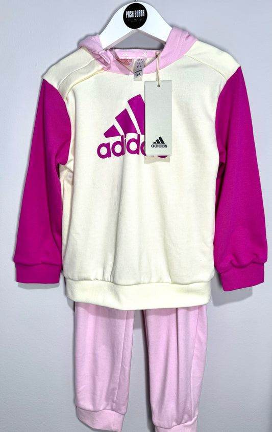 Adidas Girls Tracksuit 3-4y New with tags