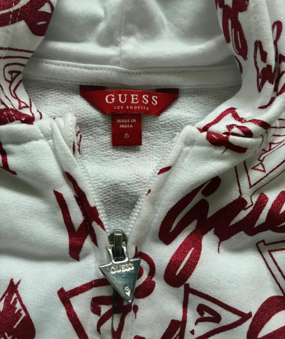 Анцуг за момичета Guess, 6 години