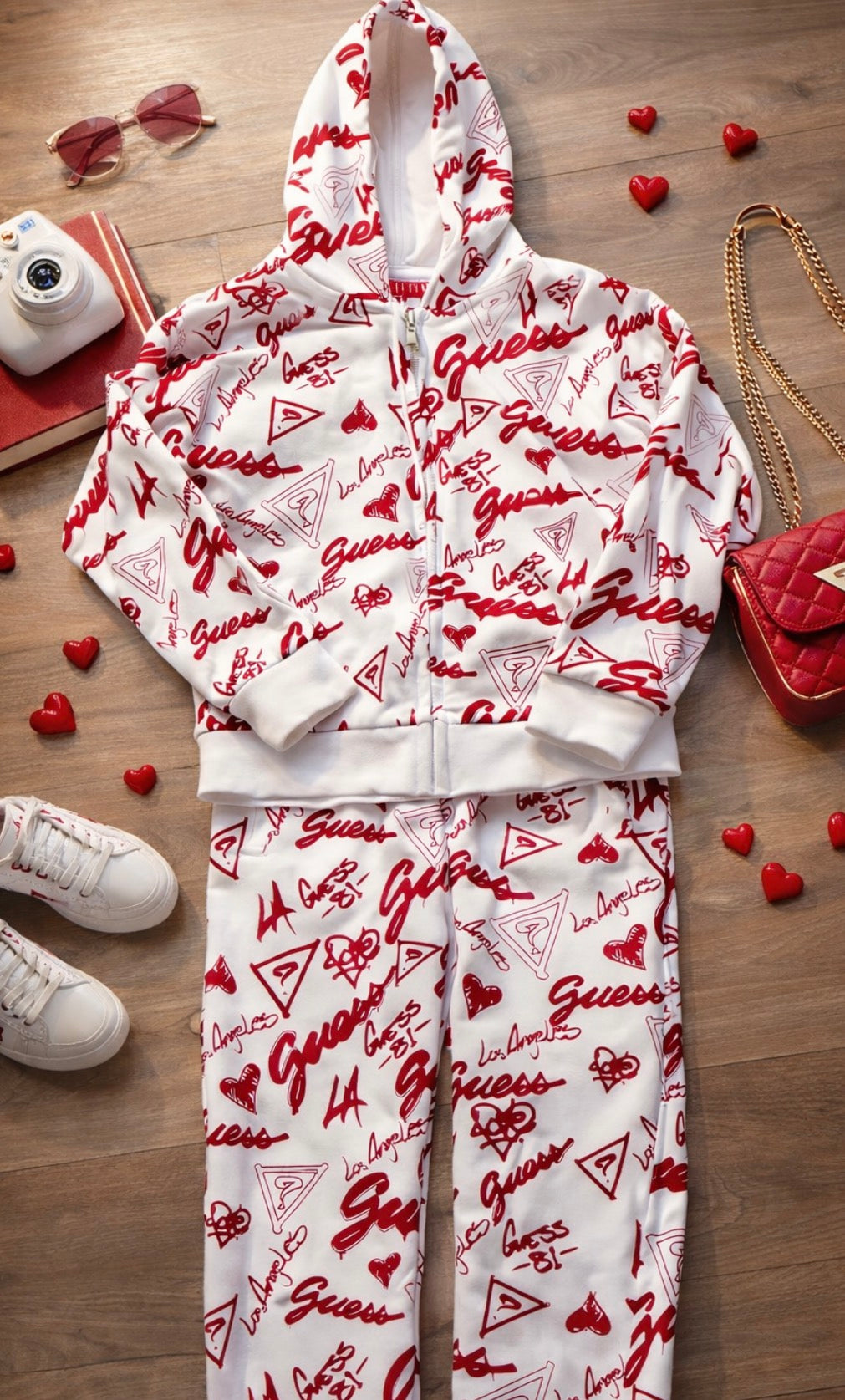 Анцуг за момичета Guess, 6 години