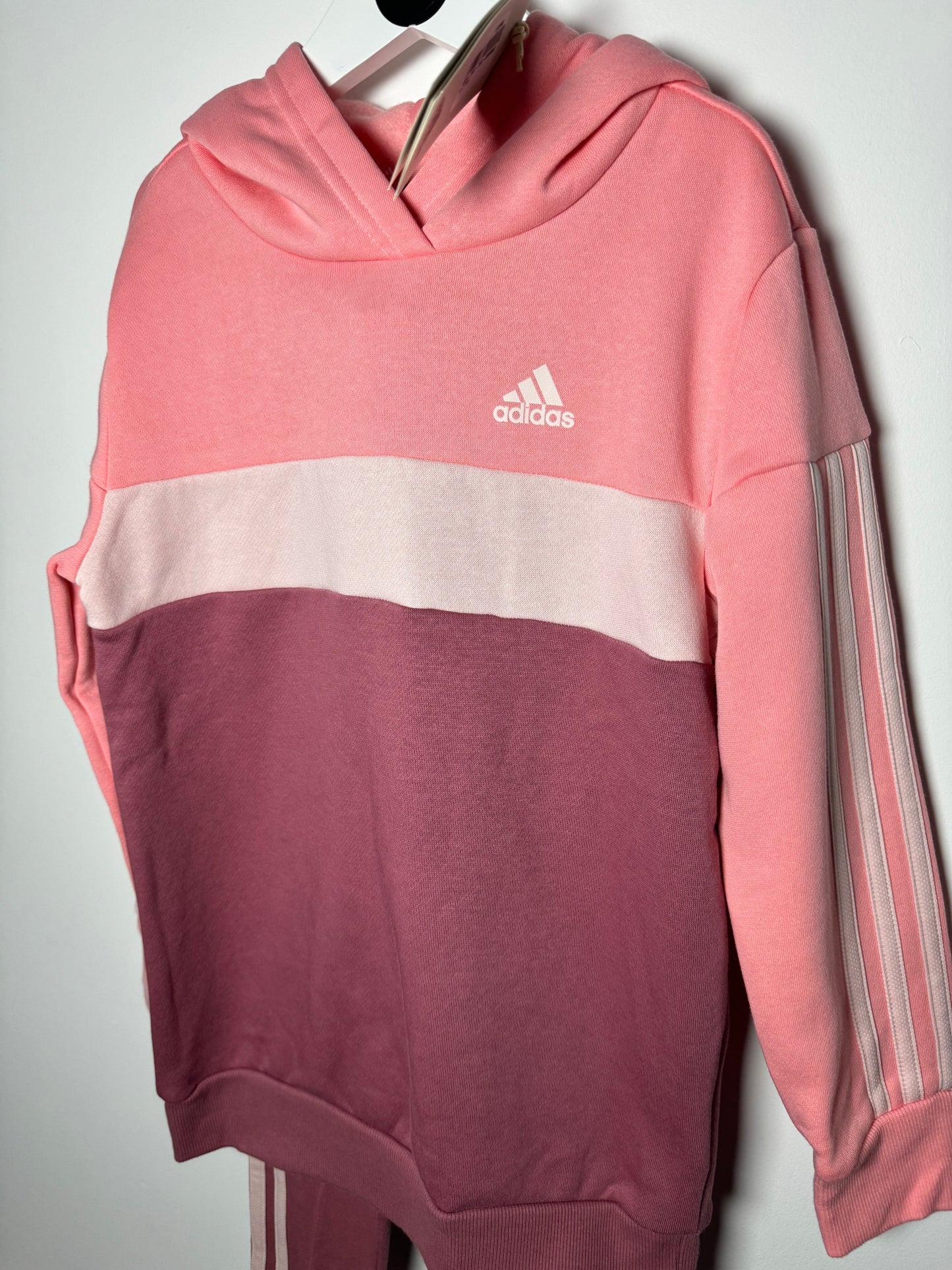 Adidas girls set 6-7y