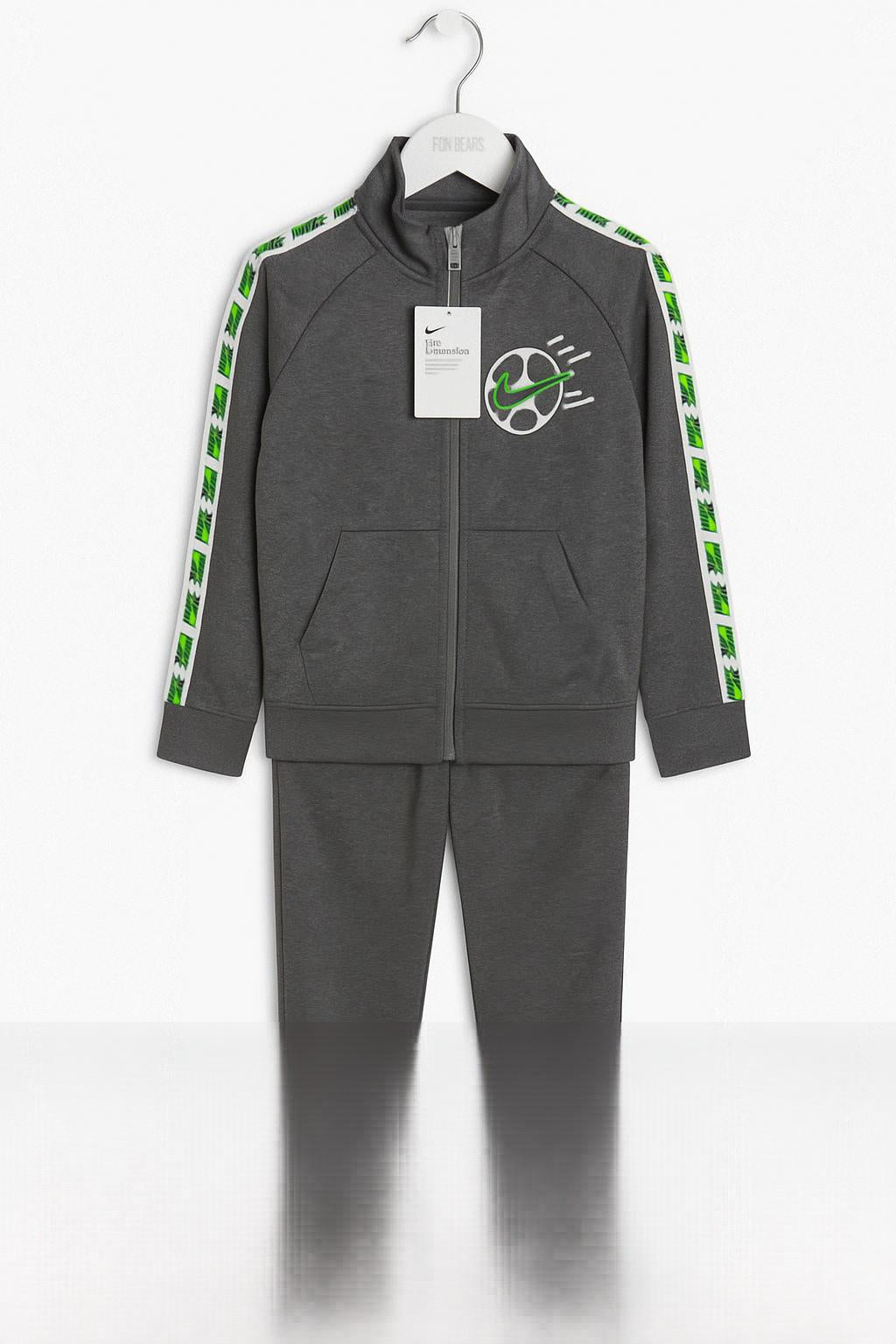 Nike Grey Tracksuit 4-5y New with tags 141071